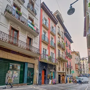 https://apartamento-calle-curia-6.sansebastianhotels.net